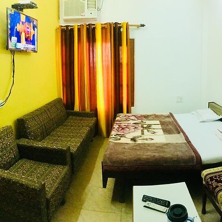 Nāhan Hotel Heritage Sanyam מראה חיצוני תמונה
