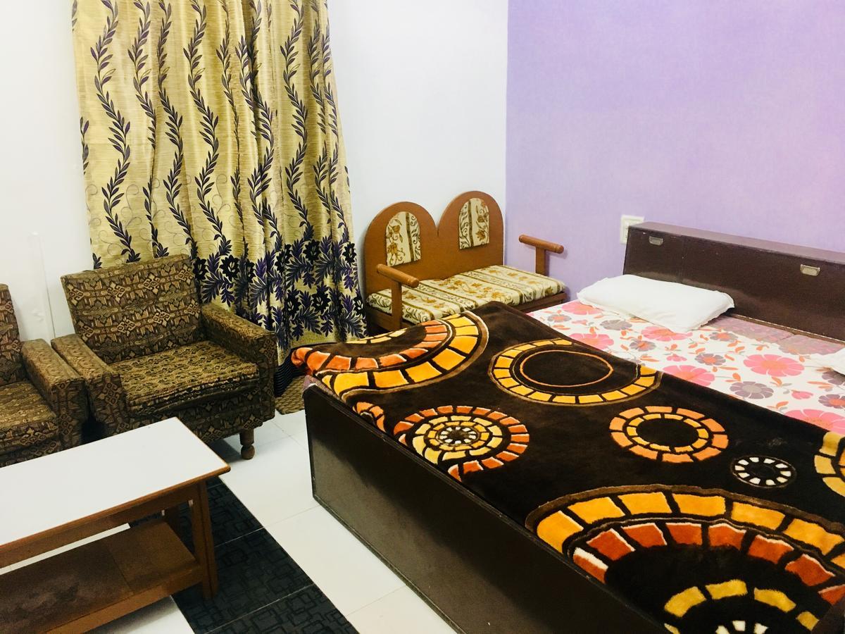 Nāhan Hotel Heritage Sanyam מראה חיצוני תמונה